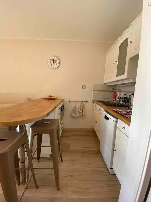 Charmant Studio A Saint Mandrier Sur Mer Apartment  Saint-Mandrier-sur-Mer