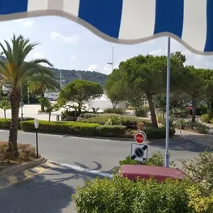 Anatole - T3 - Moderne - Climatise - 1er Etage - Tres Grande Terrasse - Vue Magnifique Et Degagee Saint-Mandrier-sur-Mer